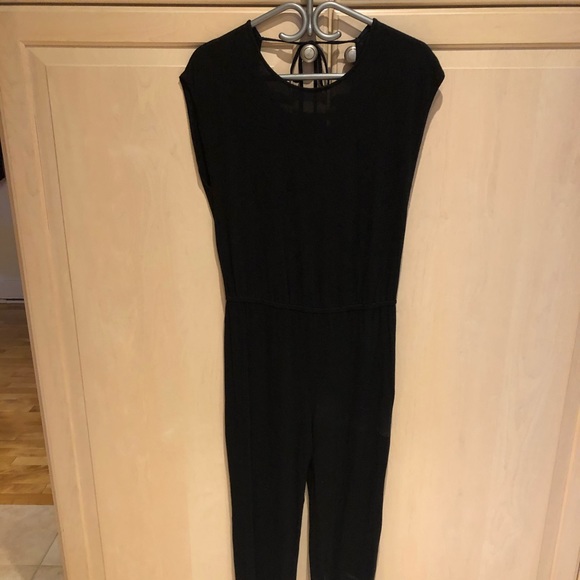 Black one piece - Picture 1 of 2